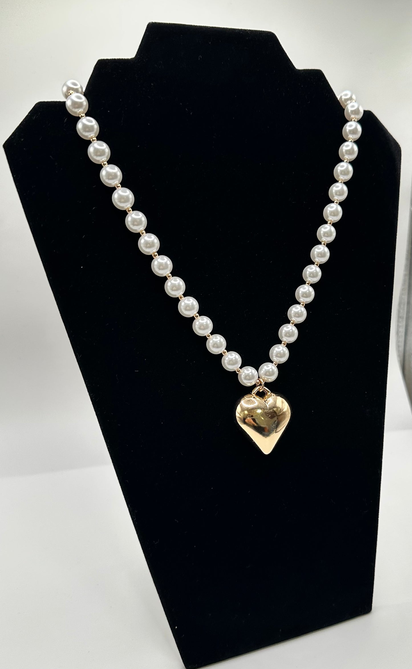 Pearl Pendant Necklace