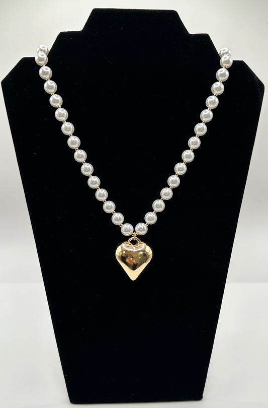 Pearl Pendant Necklace