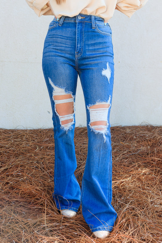 Distressed Ruffled Flare Jeans (Plus) – Beauty Slayaz