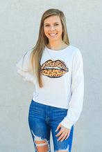Load image into Gallery viewer, Leopard Lips Long Sleeve Graphic Tee